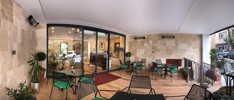 The White Orient Hotel - Teras
