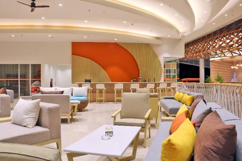 HARRIS Resort Barelang Batam - Restoran