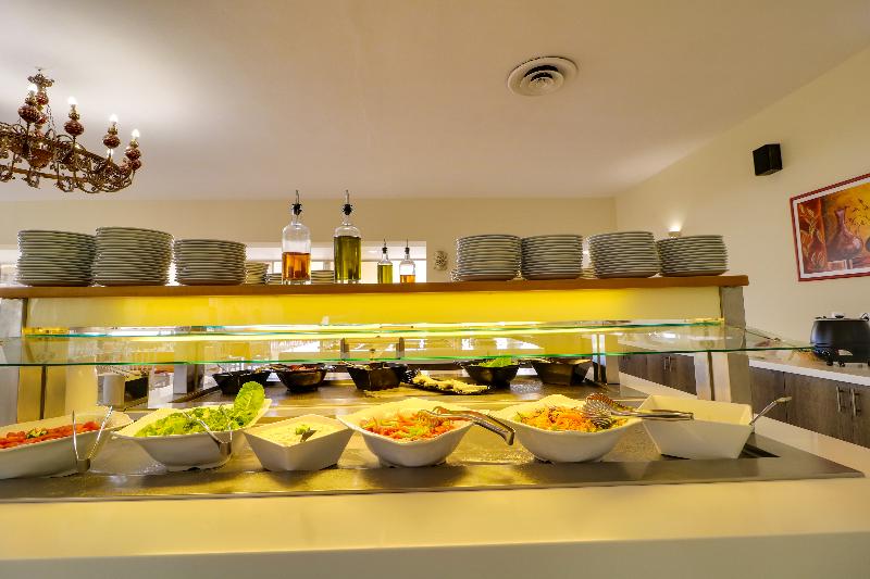 Calamos Beach Family Club Hotel - Restoran