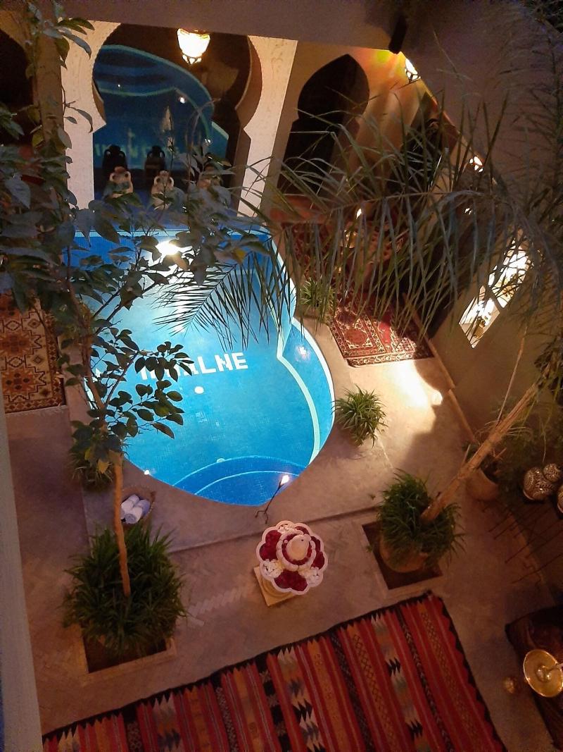 Riad Irhalne - Genel
