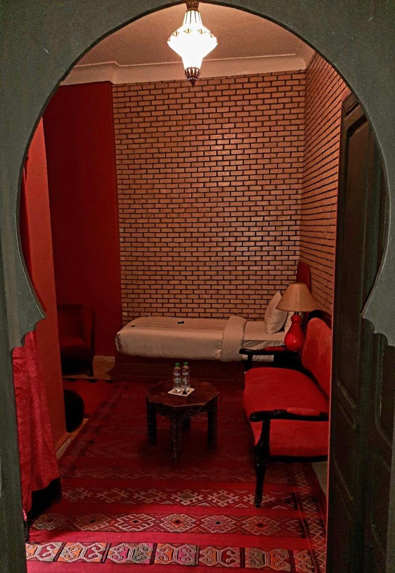 Riad Irhalne - Oda