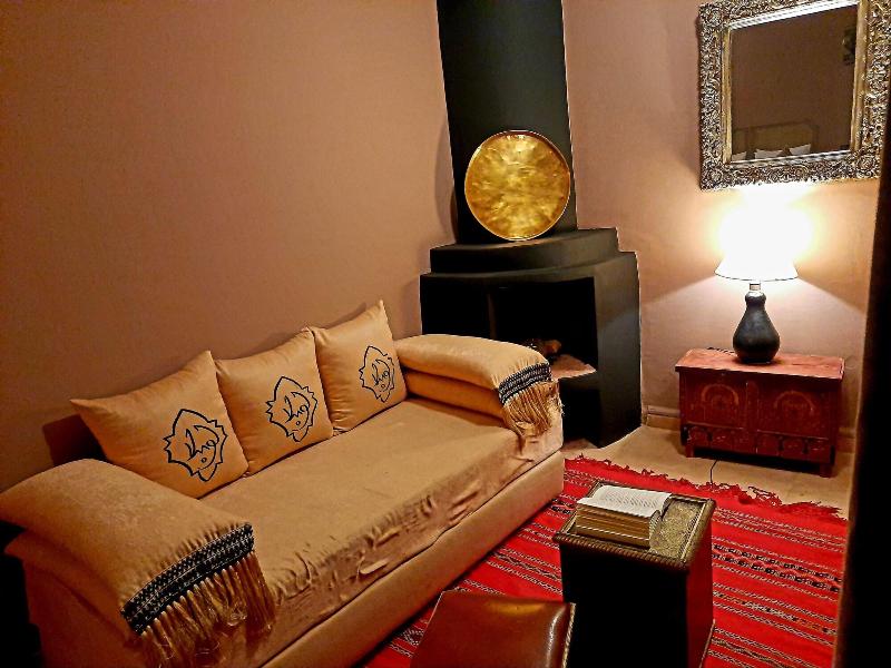 Riad Irhalne - Oda