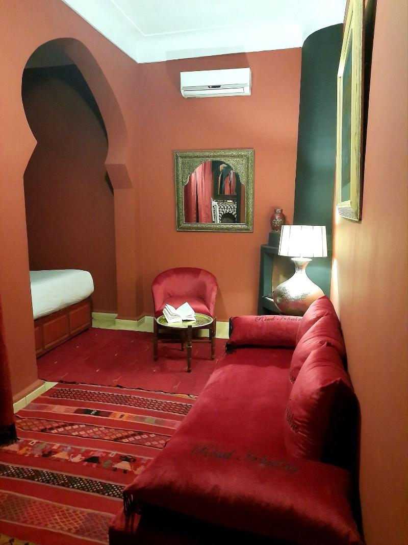Riad Irhalne - Oda