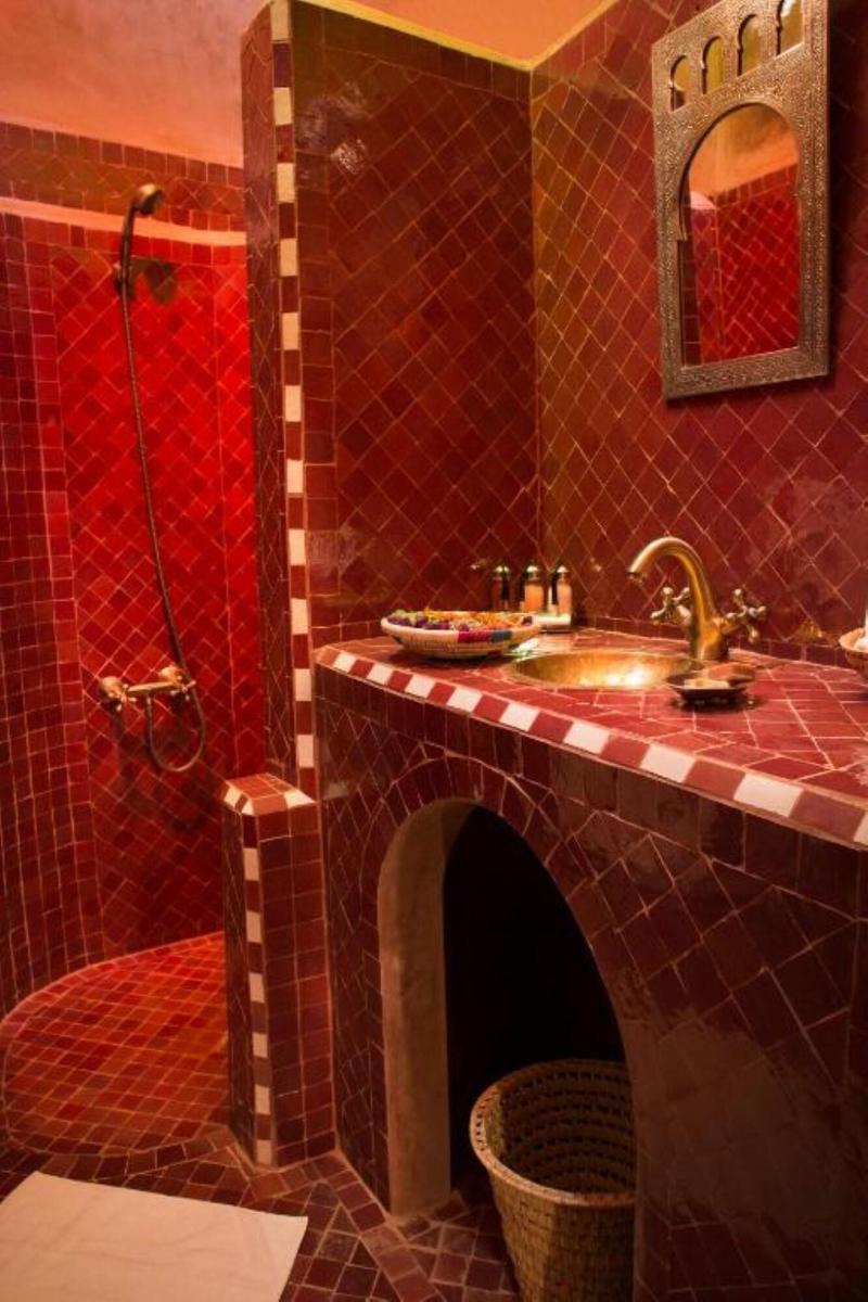 Riad Irhalne - Oda