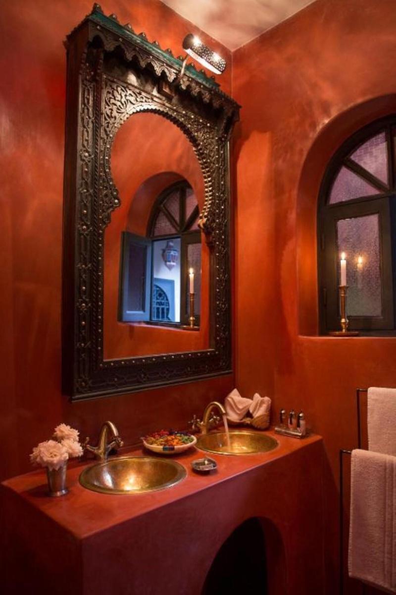 Riad Irhalne - Oda