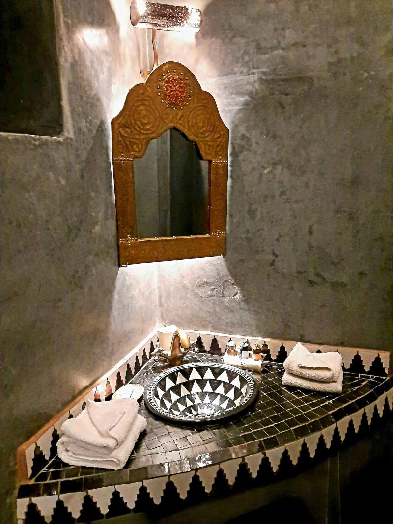 Riad Irhalne - Oda