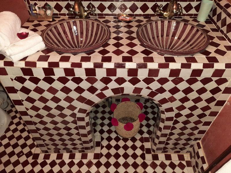 Riad Irhalne - Oda