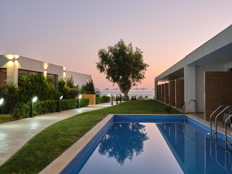 Cavo Orient Beach Hotel & Suites - Genel
