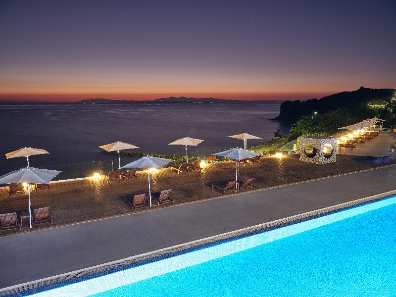 Cavo Orient Beach Hotel & Suites - Genel