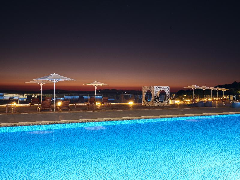 Cavo Orient Beach Hotel & Suites - Genel