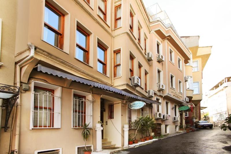 Theodian Hotel - Lobi