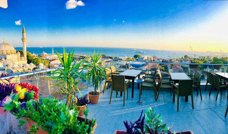 Theodian Hotel - Teras