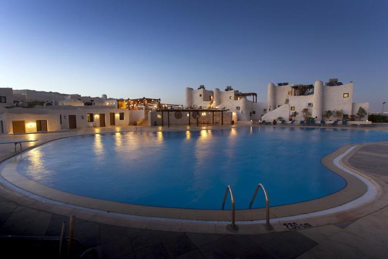 Sharm Club Beach Resort - Havuz