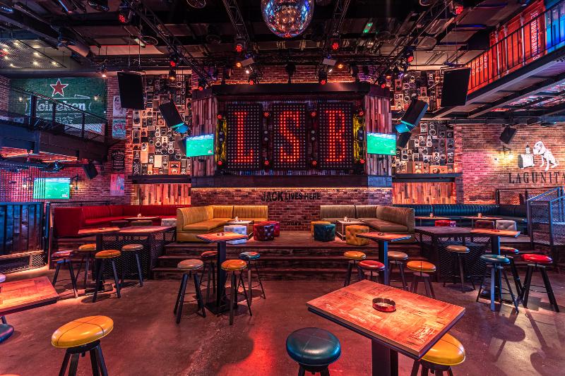 Renaissance Business Bay Hotel, Dubai - Bar