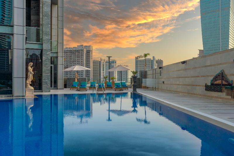 Renaissance Business Bay Hotel, Dubai - Havuz