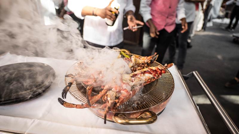 Renaissance Business Bay Hotel, Dubai - Restoran