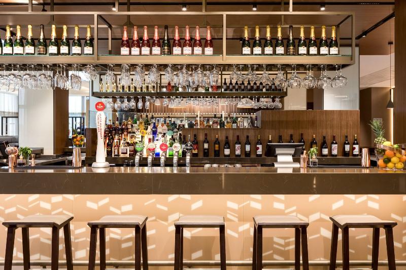 AC Hotel by Marriott Belfast - Bar