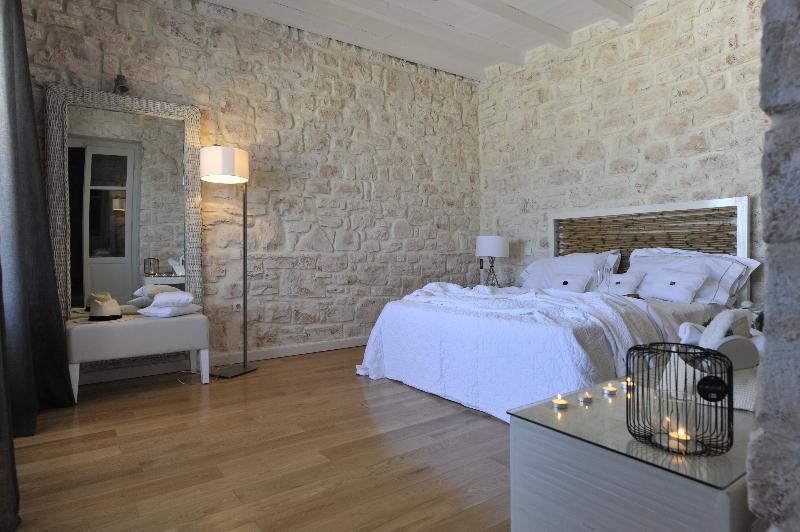 Stagones Private Pool Villas - Oda