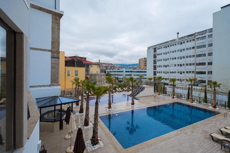 Vila Gale Collection Braga - Havuz