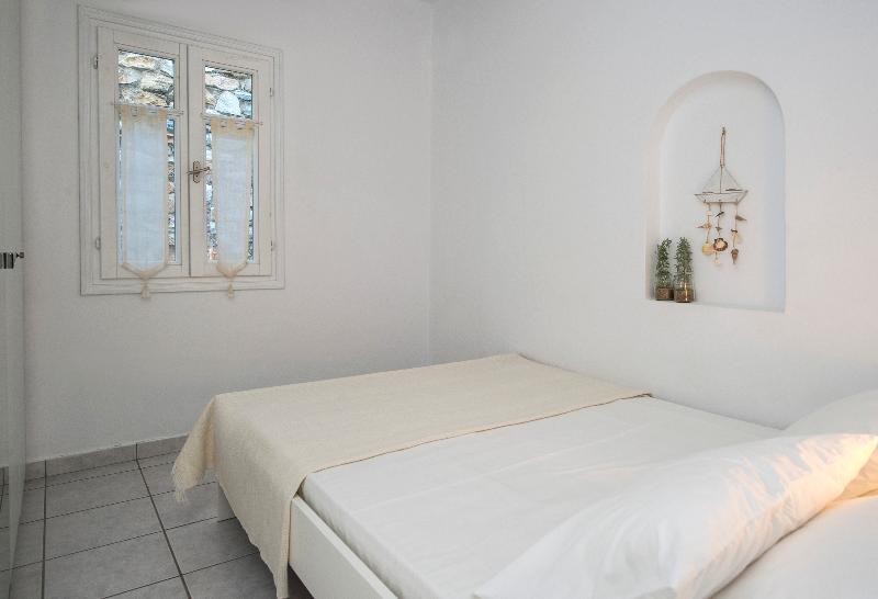 Cleopatra Homes - Oda