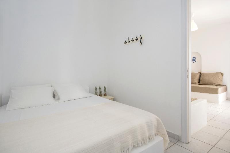 Cleopatra Homes - Oda
