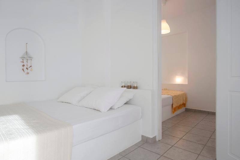 Cleopatra Homes - Oda