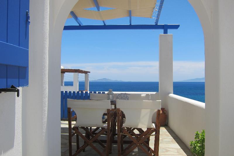 Cleopatra Homes - Oda
