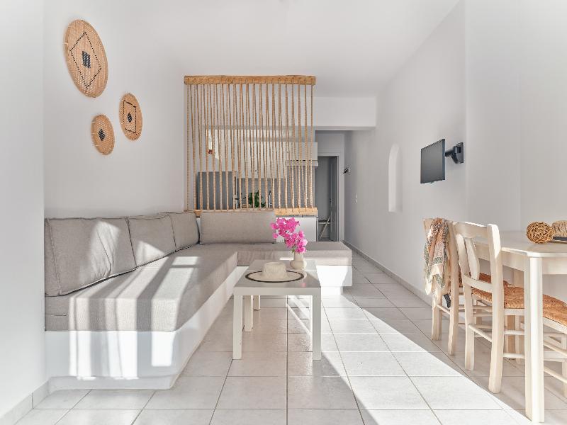 Cleopatra Homes - Oda