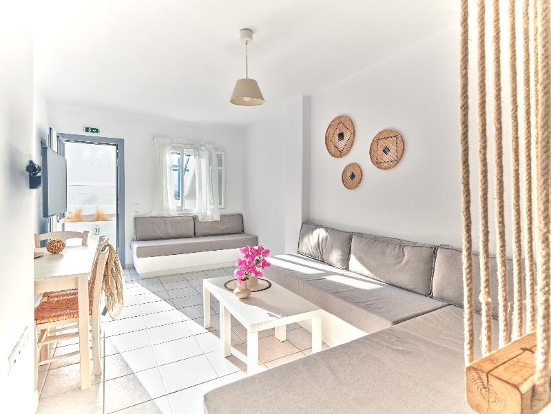 Cleopatra Homes - Oda