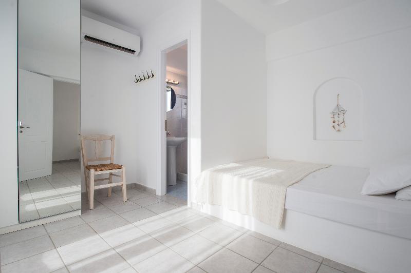 Cleopatra Homes - Oda