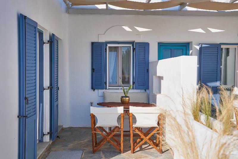 Cleopatra Homes - Oda
