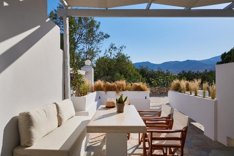 Cleopatra Homes - Oda