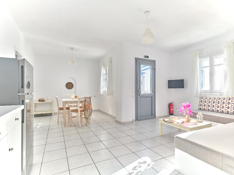 Cleopatra Homes - Oda