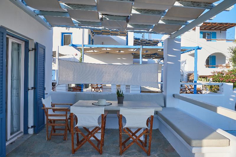 Cleopatra Homes - Oda