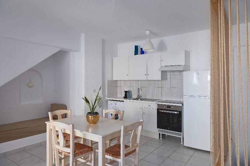 Cleopatra Homes - Oda