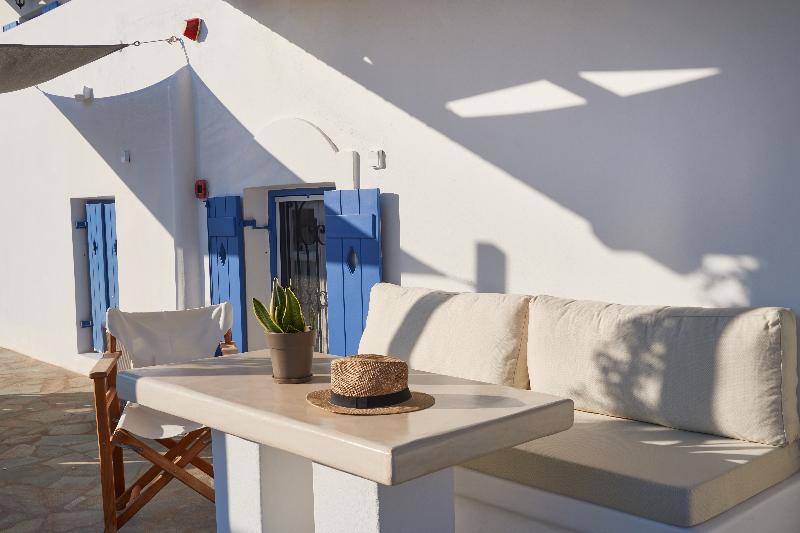 Cleopatra Homes - Oda