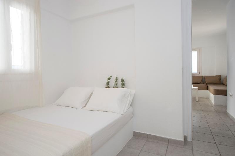 Cleopatra Homes - Oda
