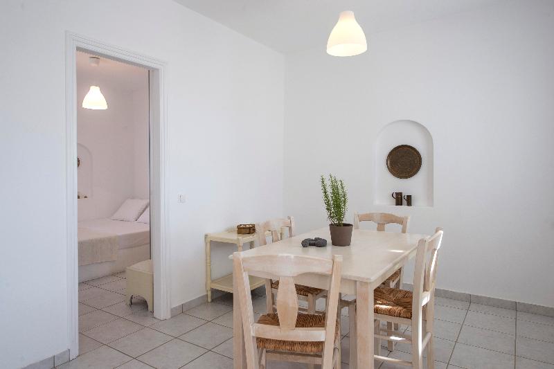 Cleopatra Homes - Oda