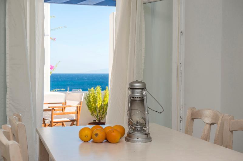 Cleopatra Homes - Oda