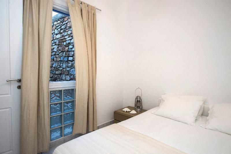 Cleopatra Homes - Oda