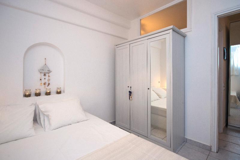 Cleopatra Homes - Oda