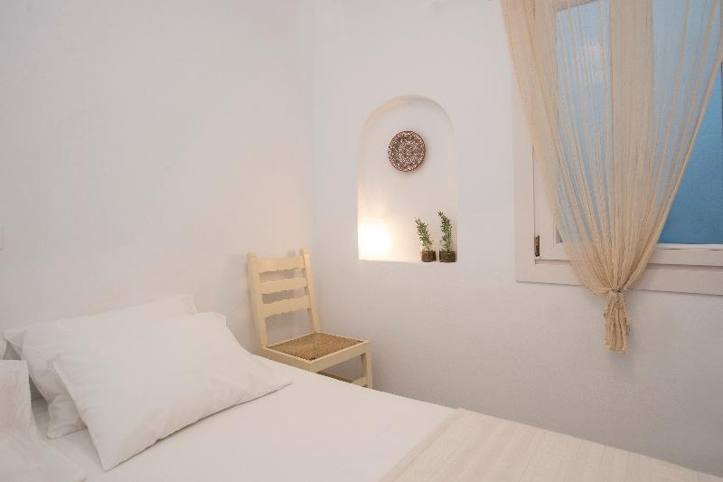 Cleopatra Homes - Oda