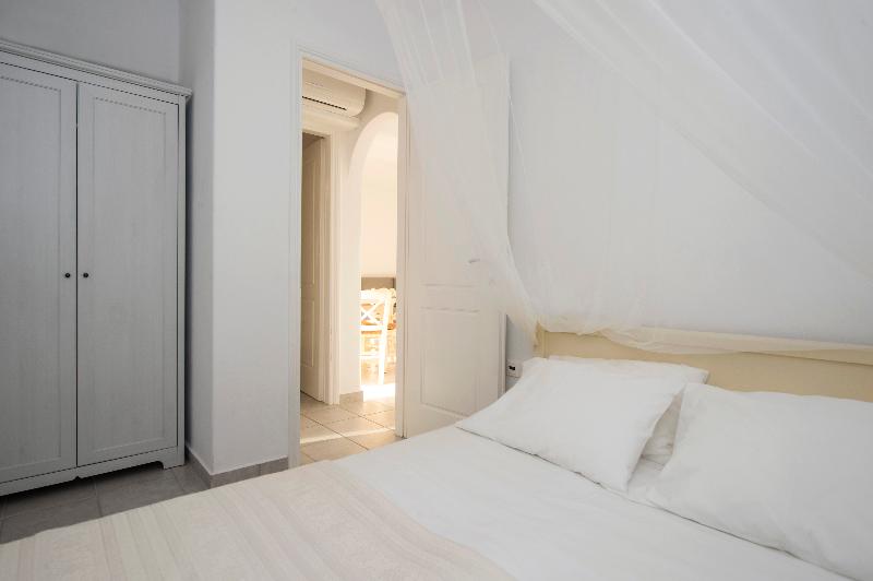Cleopatra Homes - Oda