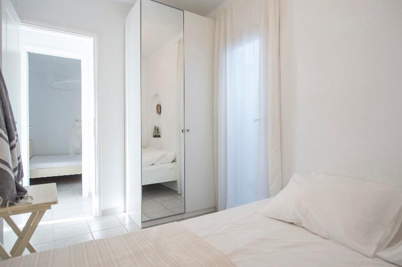Cleopatra Homes - Oda