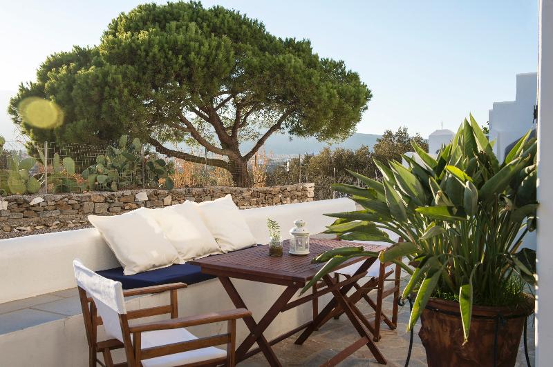 Cleopatra Homes - Oda