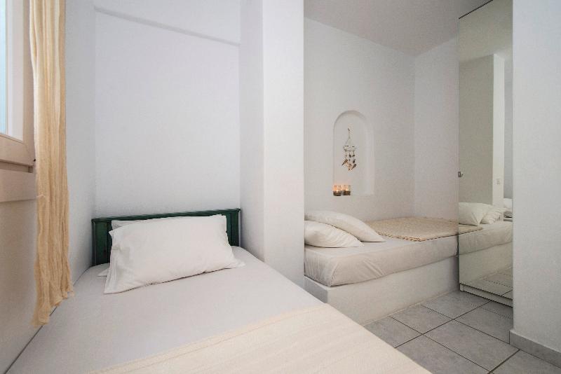 Cleopatra Homes - Oda