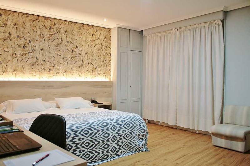 Hospedium Hotel La Marina - Oda