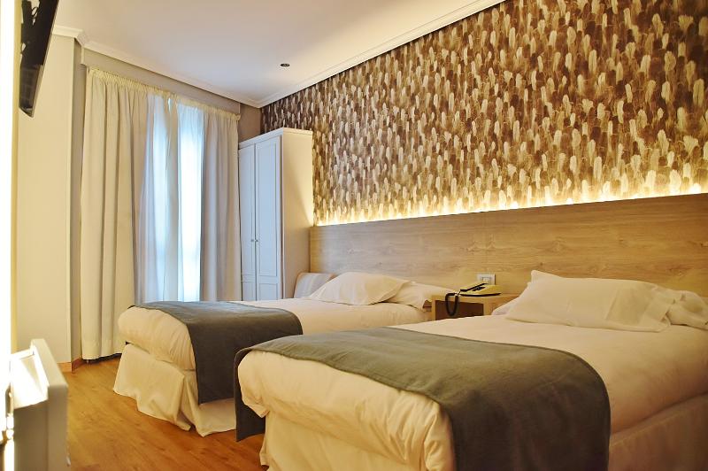 Hospedium Hotel La Marina - Oda