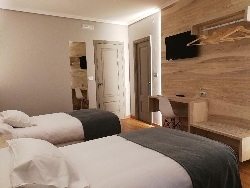 Hospedium Hotel La Marina - Oda
