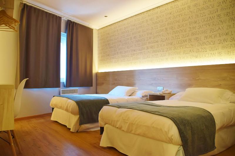 Hospedium Hotel La Marina - Oda